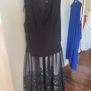 SLNY navy blue lace bottom dress. Sleeveless